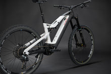 Lataa kuva Galleria-katseluun, Olympia Karbo Edge AXS 29/27,5" täysjousto sähkömaastopyörä